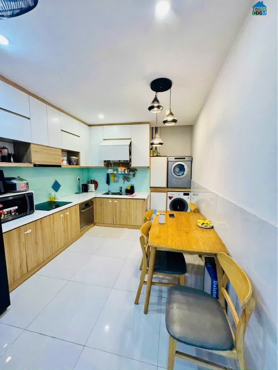 Ảnh Nhà mới leng keng FULL NỘI THẤT ngay khu Phú Nhuận - quận 1, dọn vào ở ngay 0