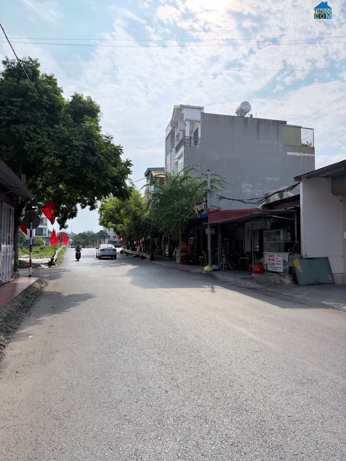 Ảnh Bán đất tặng nhà mặt đường gom cầu vượt Đông Hải cạnh khu Vườn Hồng 0