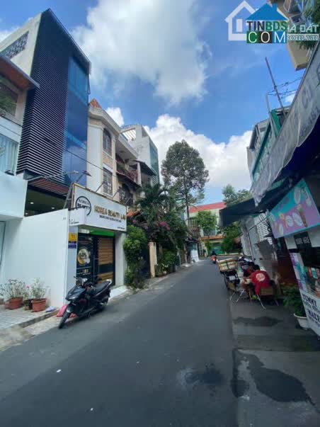 Ảnh Biệt thự MT Nguyễn Thành Ý - DT: 7,2*16 - hầm, 4 tầng - 43 tỷ TL 0