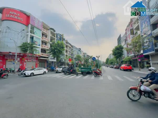 Ảnh Bán Gấp MT Phan Xích Long – 4X20M – 5 Tầng – 29.8 Tỷ 0