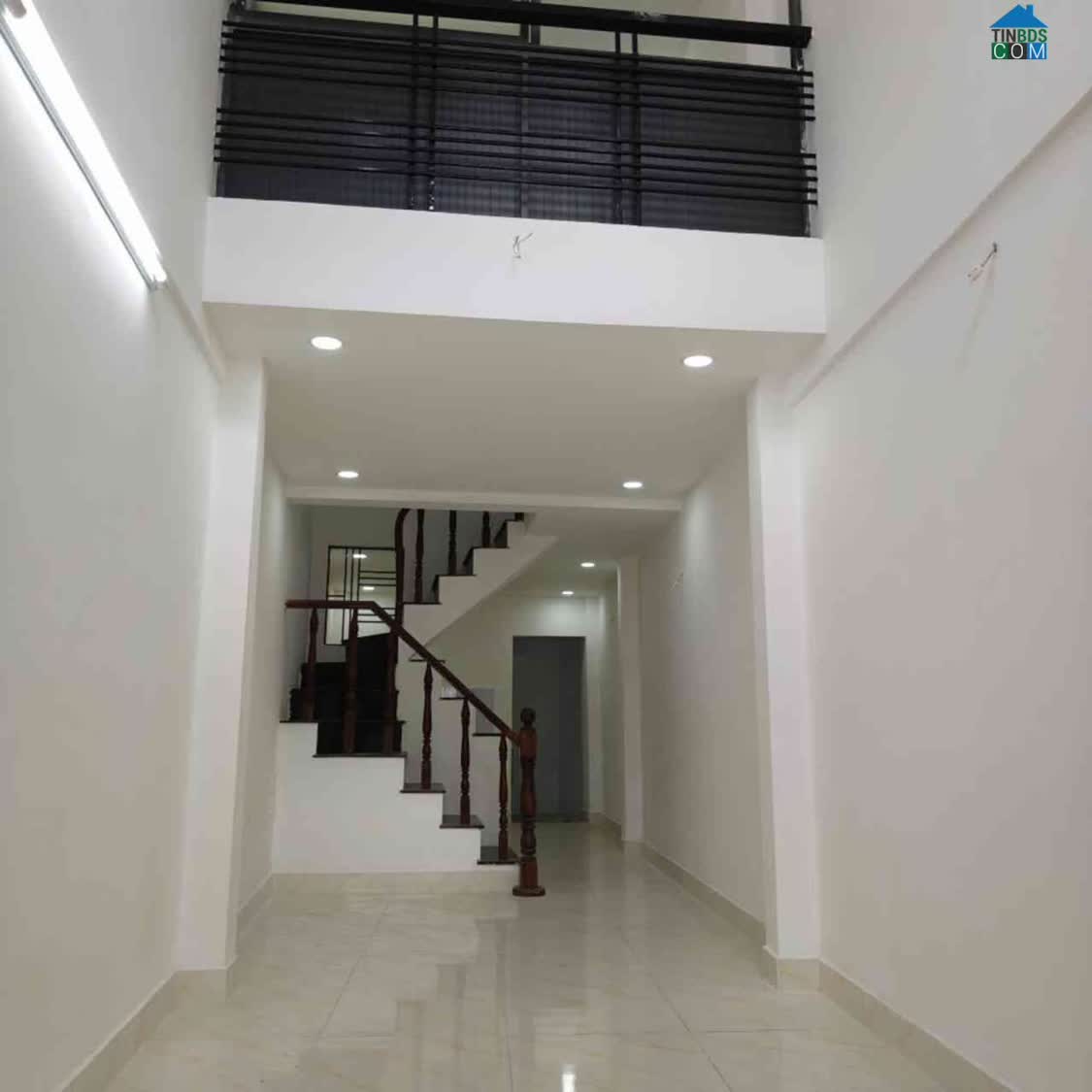 Ảnh Nhà mặt tiền q8 nhỉnh 4tỷ sát chợ phạm thế hiển 0