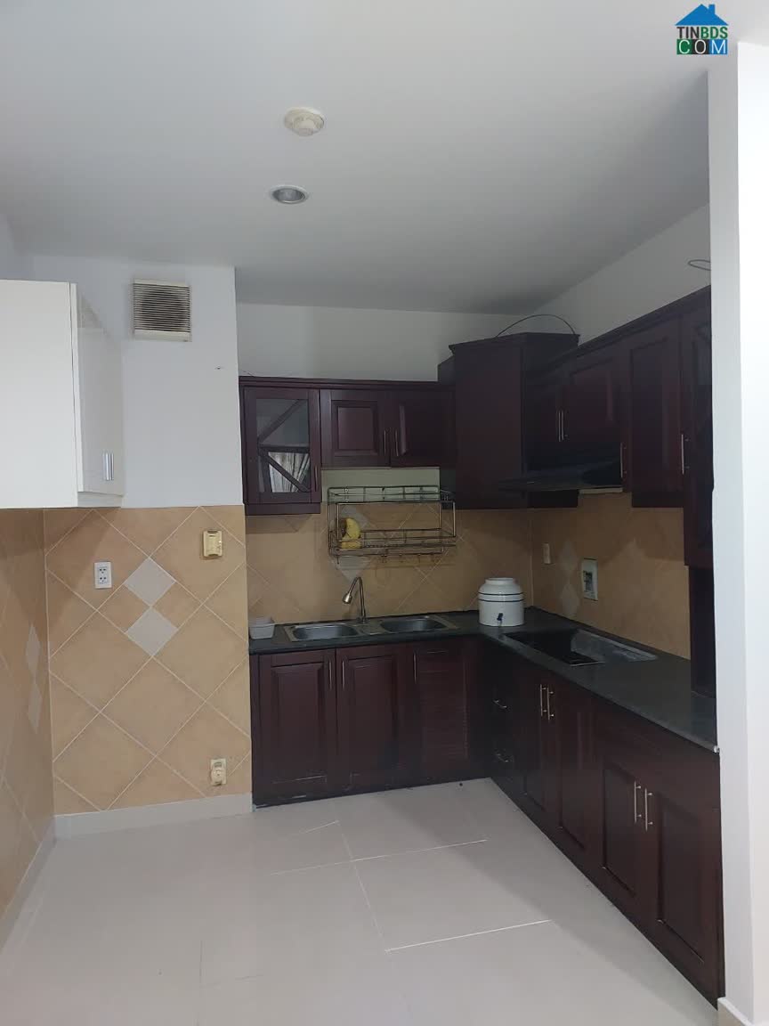 Ảnh Chính chủ cần bán nhanh căn hộ chung cư A.view 0