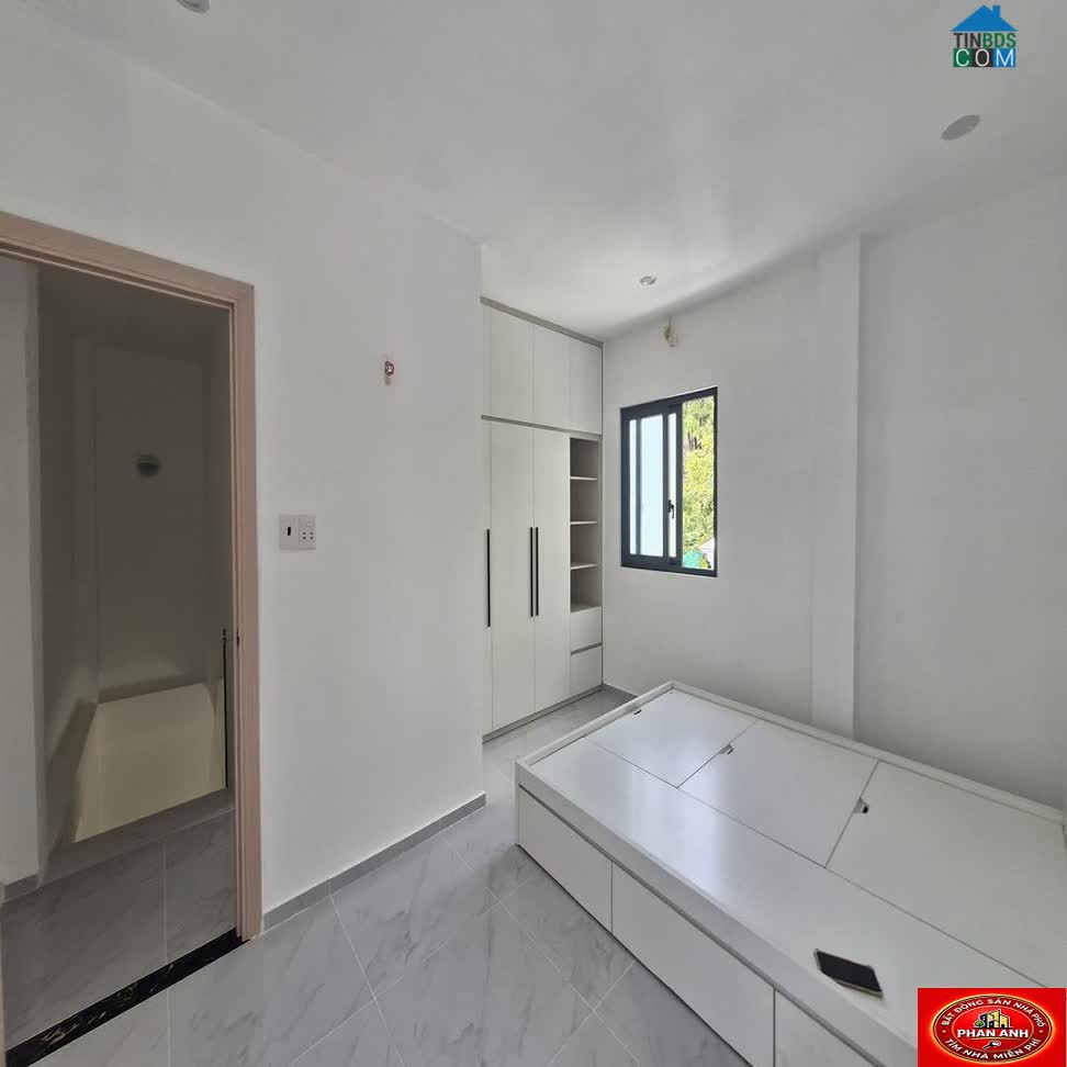 Ảnh Nhà bán liền kề Nguyễn Văn Bá, Thủ Đức | 5 phút ra đến Metro Bình Thái | 2 tầng 2pn mà chỉ có 3... 0