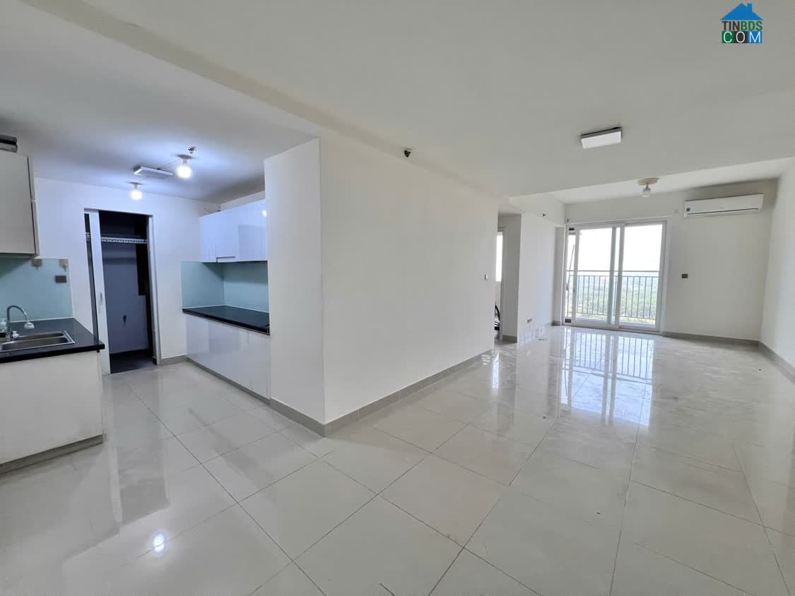 Ảnh 106m2 - Giá 3.8 tỷ - 3PN2WC The Park Residence Nguyễn Hữu Thọ 0