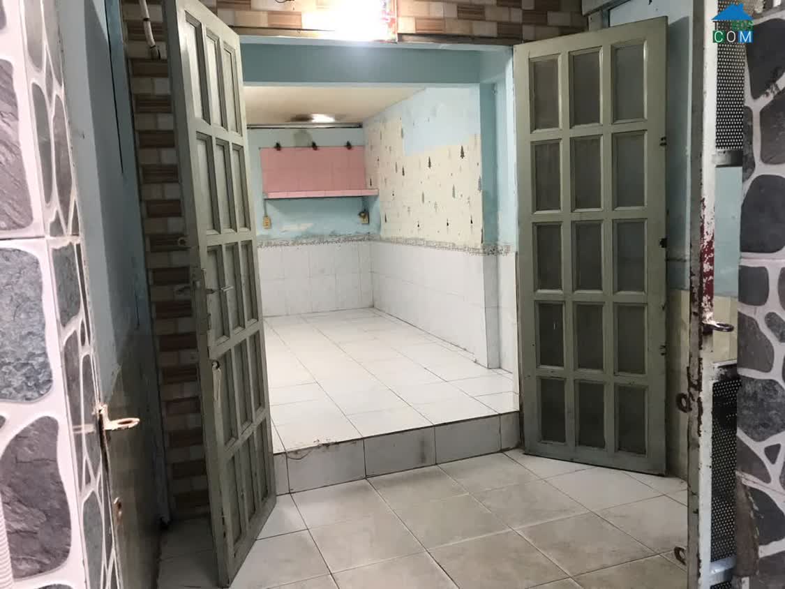 Ảnh Bán nhà cũ tiện xây mới đường Chiến Lược Quận Bình Tân 0