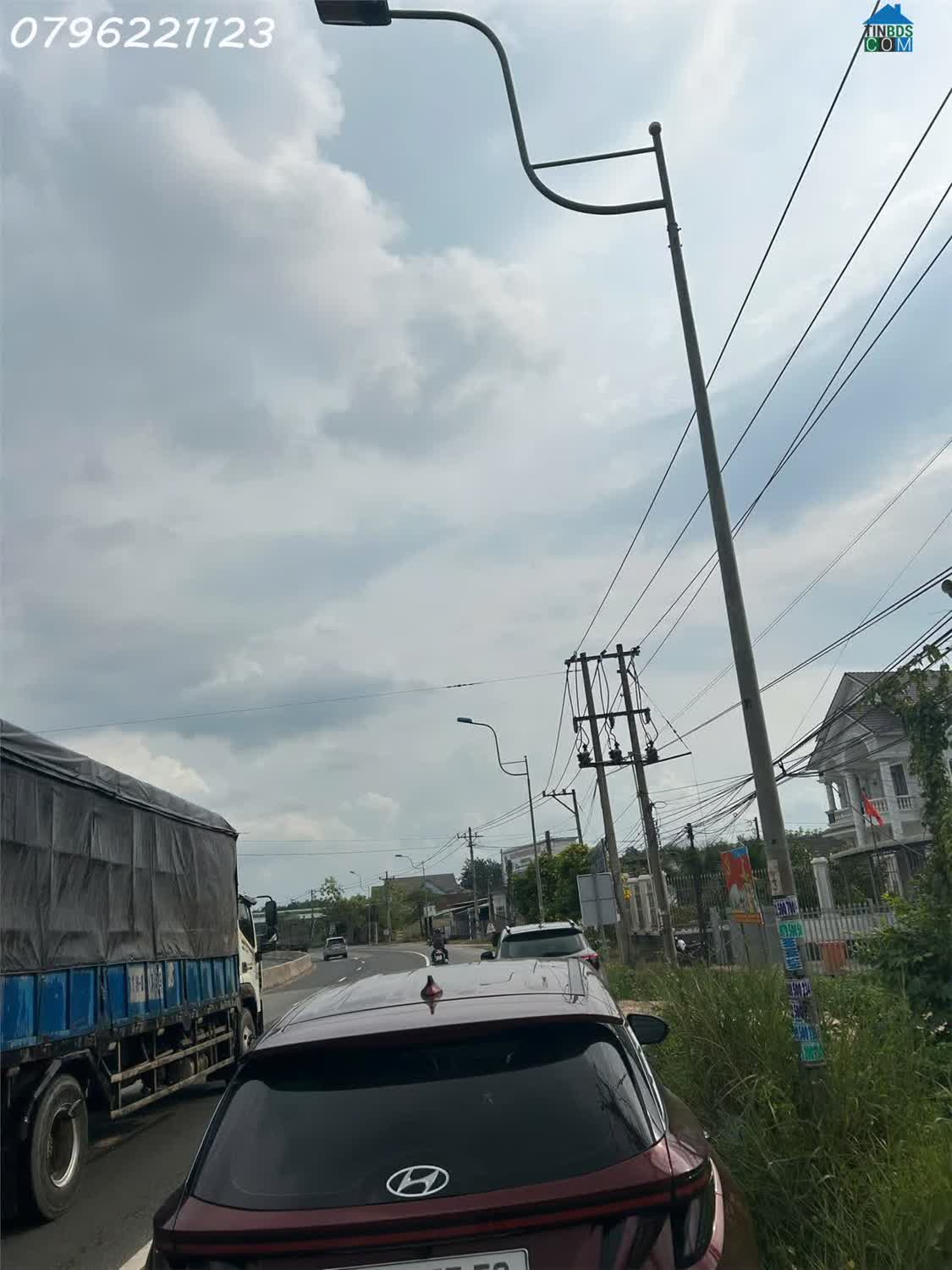 Ảnh Bán đất đẹp tại Nguyễn Văn Thành, Chánh Phú Hoà, 14 tỷ VND, 600 m2, sẵn nhà ba gian có hồ 0