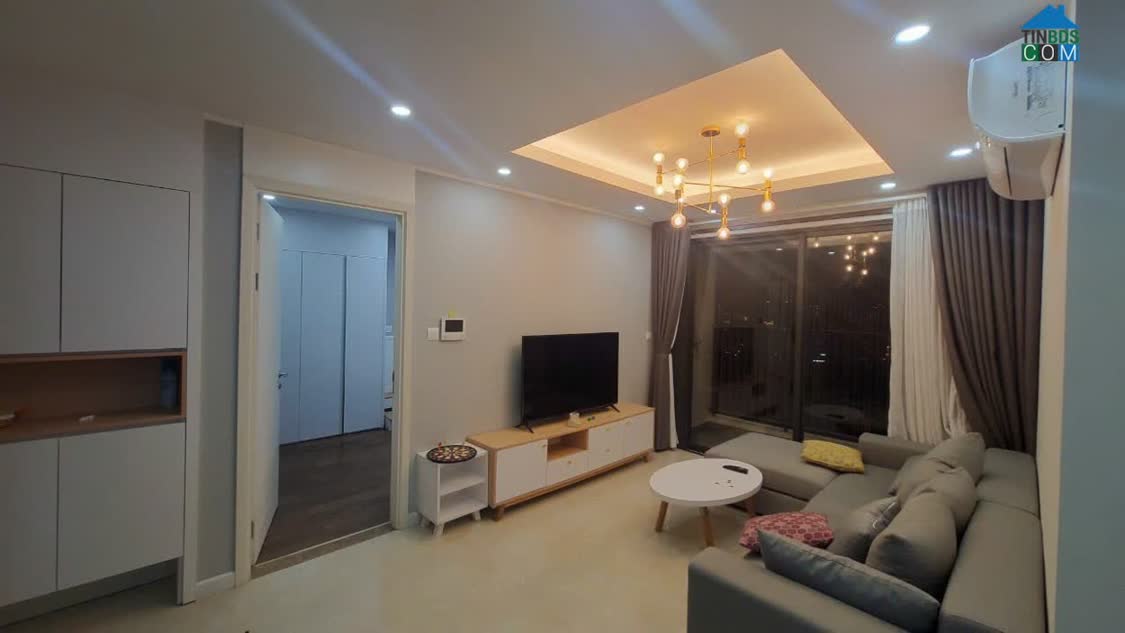 Ảnh View hồ Đông Nam - 2PN Vinhomes D’Capitale 81m² - full đồ 0