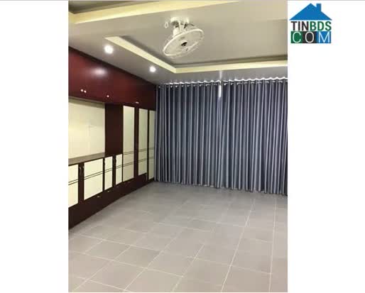 Ảnh Cho thuê nhà 1 trệt 3 lầu gần ngã tư 3/2 Lê Hồng Phong (P.10, Q.10); 0913454488 0