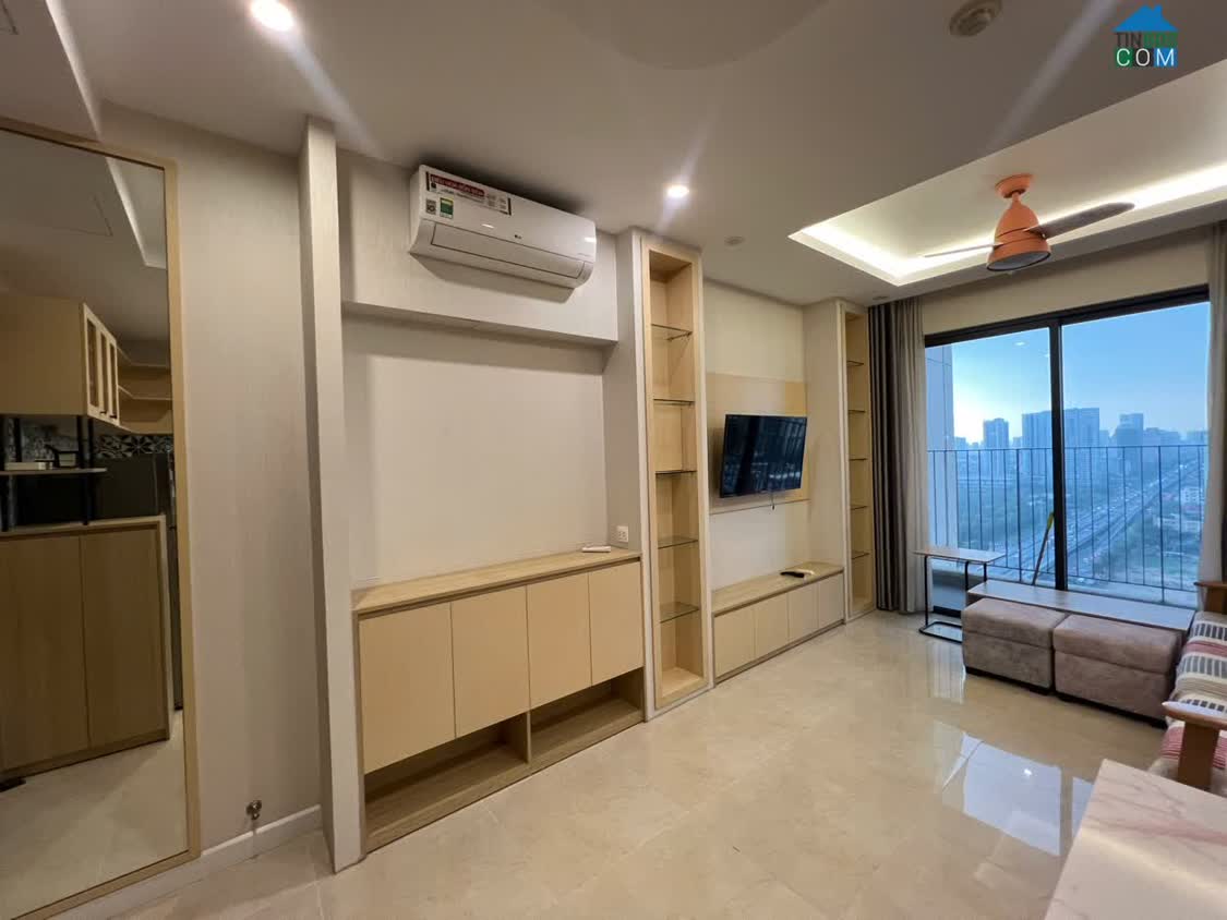 Ảnh Cho THUÊ căn góc 2PN Vinhomes D’Capitale 60m² - view hồ đẹp 0
