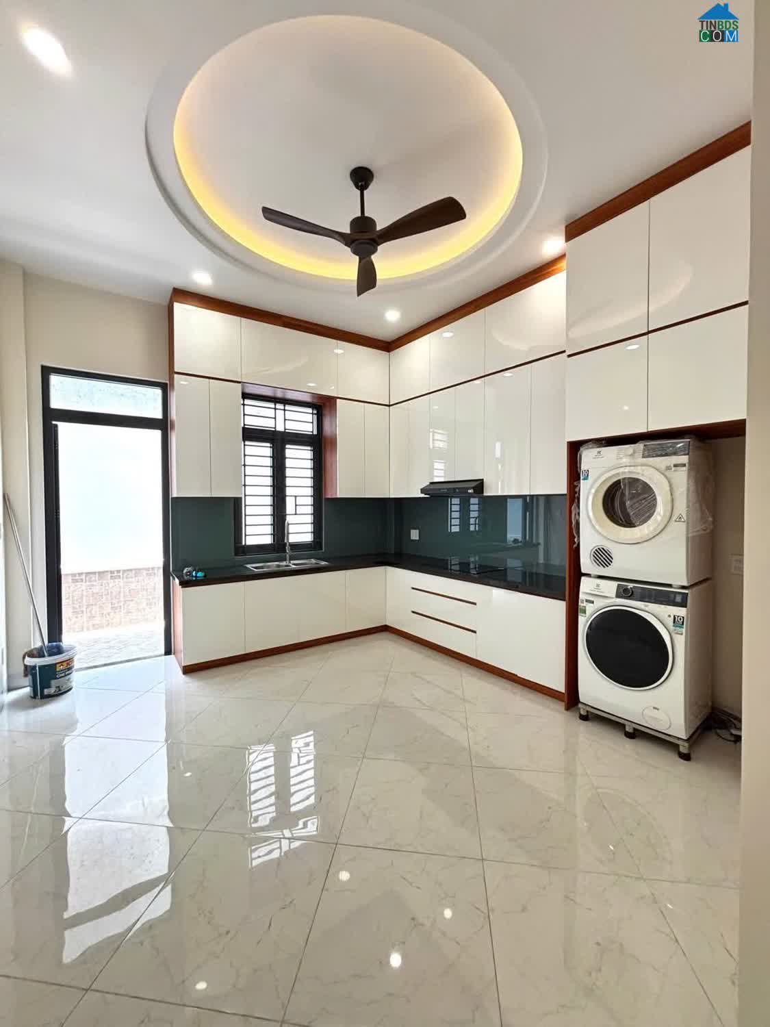 Ảnh Nhà 3 Tầng Mới Xây – 4 Phòng Ngủ – Trung Tâm Thủ Đức – Nhỉnh 6 Tỷ 0