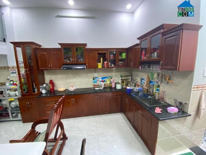 Ảnh Bán nhanh nhà Bình Tân, HXH, ngay ngã tư 4 xã, 56m2 chỉ 5,6 tỷ còn thương lượng. 0