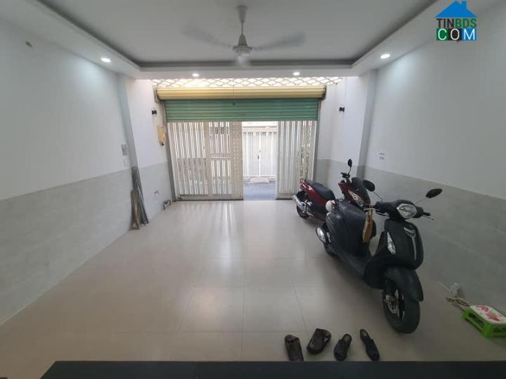 Ảnh Chỉ 6 tỷ 500 có nhà HXH, oto ngủ trong nhà, ngang hơn 5m 0