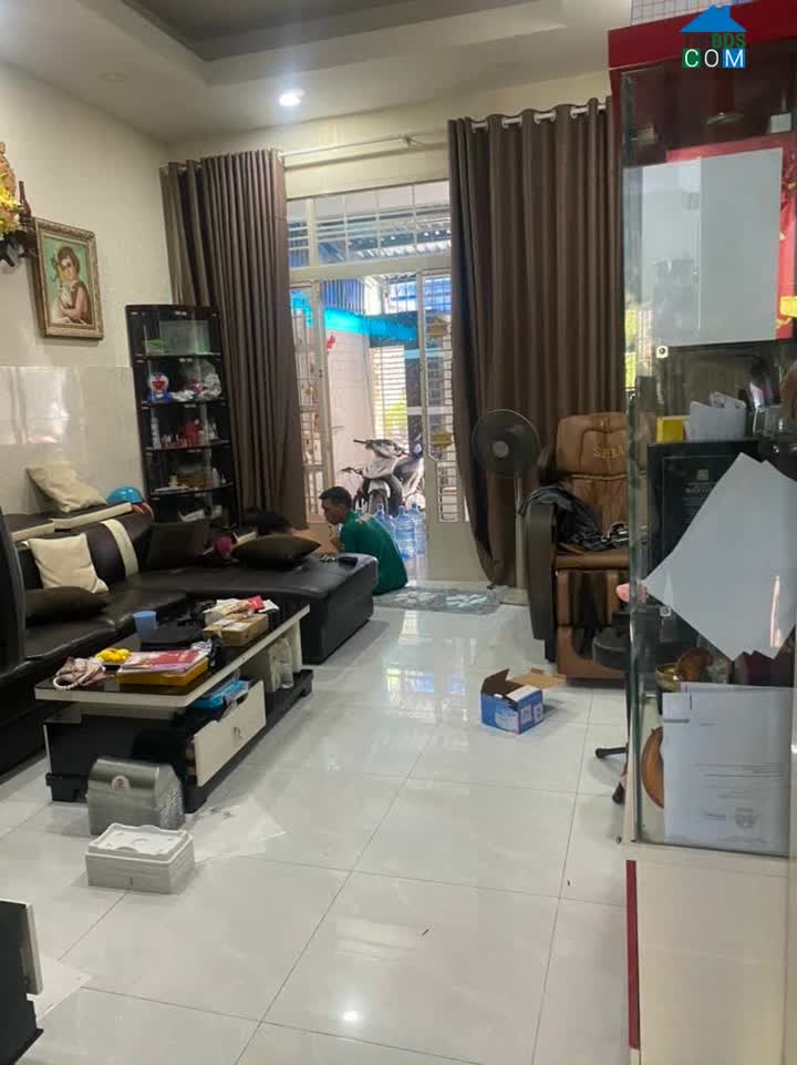 Ảnh Nhà Gò Vấp, 112m2, ngang hơn 8m, Hẻm rộng có chừa vỉa hè, 9 tỷ 500 0