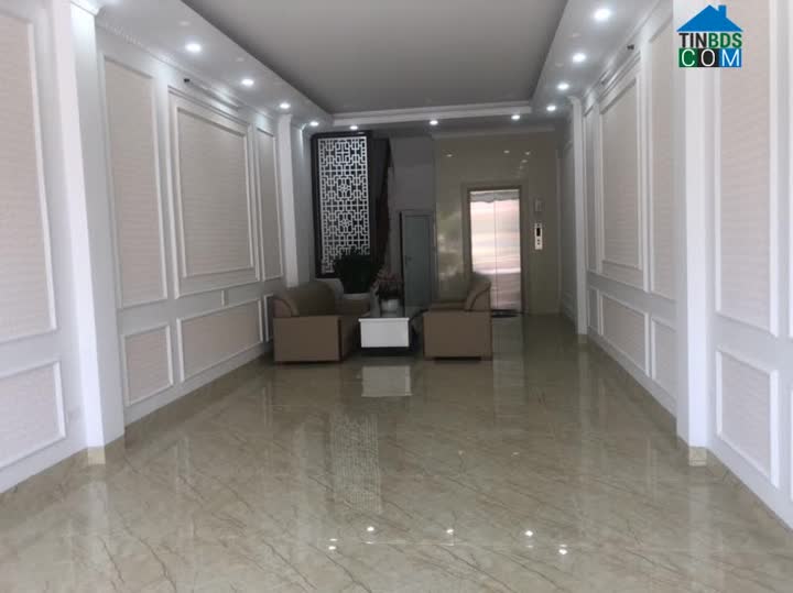 Ảnh Bán nhà PL ô tô tránh phố Nguyễn Ngọc Vũ 64m2 7 tầng thang máy view Hồ giá 21 tỷ. LH 0912442669 0