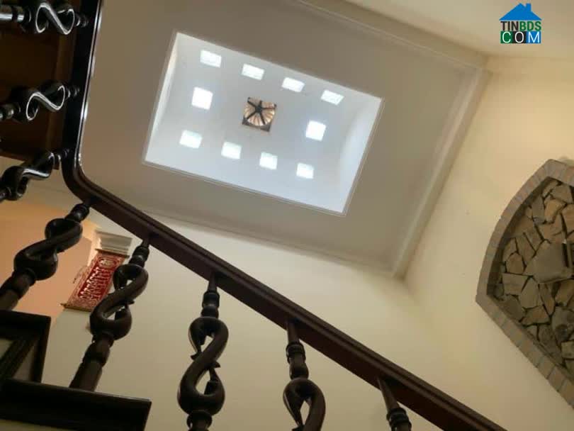 Ảnh Bán nhà phân lô phố Trần Quốc Hoàn, Cầu Giấy. Dt 55m2, 5T, Mt 6m, Giá 15Ty. Gần Phố, Ô tô tránh,... 0