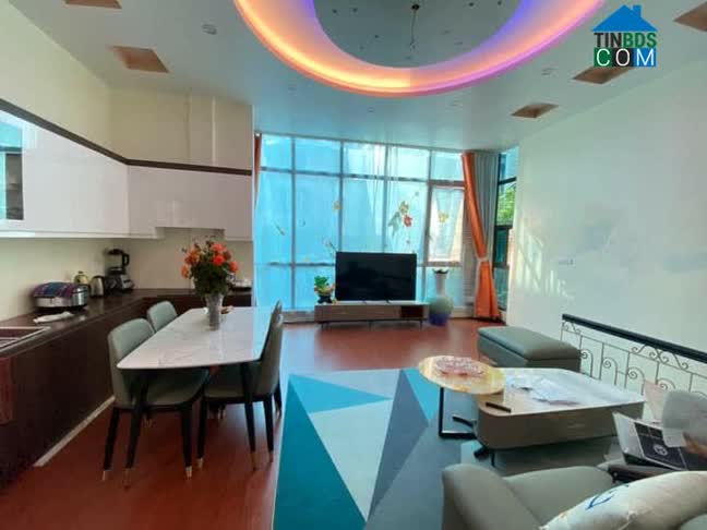 Ảnh Hơn 12 tỷ nhà 40m2 5 tầng mặt phố Chùa Bộc Đống Đa KD tấp nập ngày đêm 0
