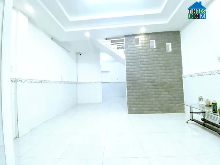 Ảnh Bán nhà đẹp 45m2 (4.5x10), dòng tiền 10tr, kế HXH CMT8 Tân Bình nhỉnh 4 tỷ 0