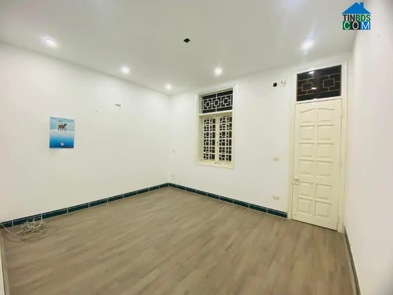 Ảnh Bán nhà phố Vĩnh Phúc, Ba Đình. Dt 95m2, 3T, MT 5m, Giá 16Ty. KDoanh đỉnh, Ô Tô quay đầu, Khu... 0