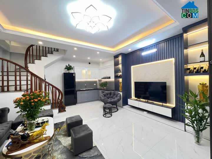 Ảnh Nhà Phố 8/3 mặt tiền 5m Ở sướng nhỉnh 4 tỷ 0969568293 0