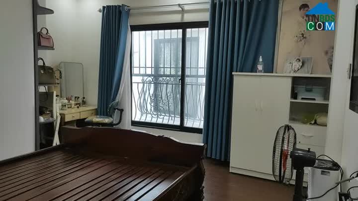 Ảnh Nhà phố Bồ Đề, Long Biên - 33 m2 x 5T, MT4,3m - 4,2 tỷ - Ô tô vào nhà - LH: 0866951279 0