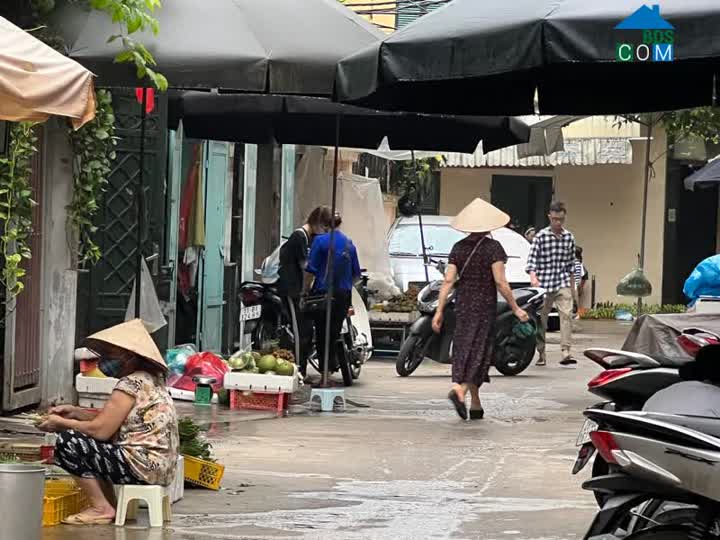 Ảnh Mặt chợ kinh doanh sầm uất! Phố Đặng Văn Ngữ, 68m2, MT 6,8m, vài bước ra Hồ Đắc Di. 0