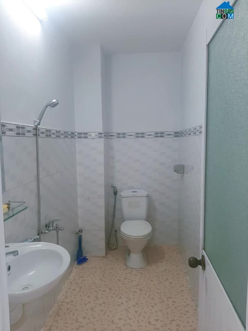 Ảnh Bán Nhà Bình Tân Sát Ngã Tư Bốn Xã,Hẻm Xe Hơi, 4 Tầng Mới Ở Ngay, Hơn 4 Tỷ 0