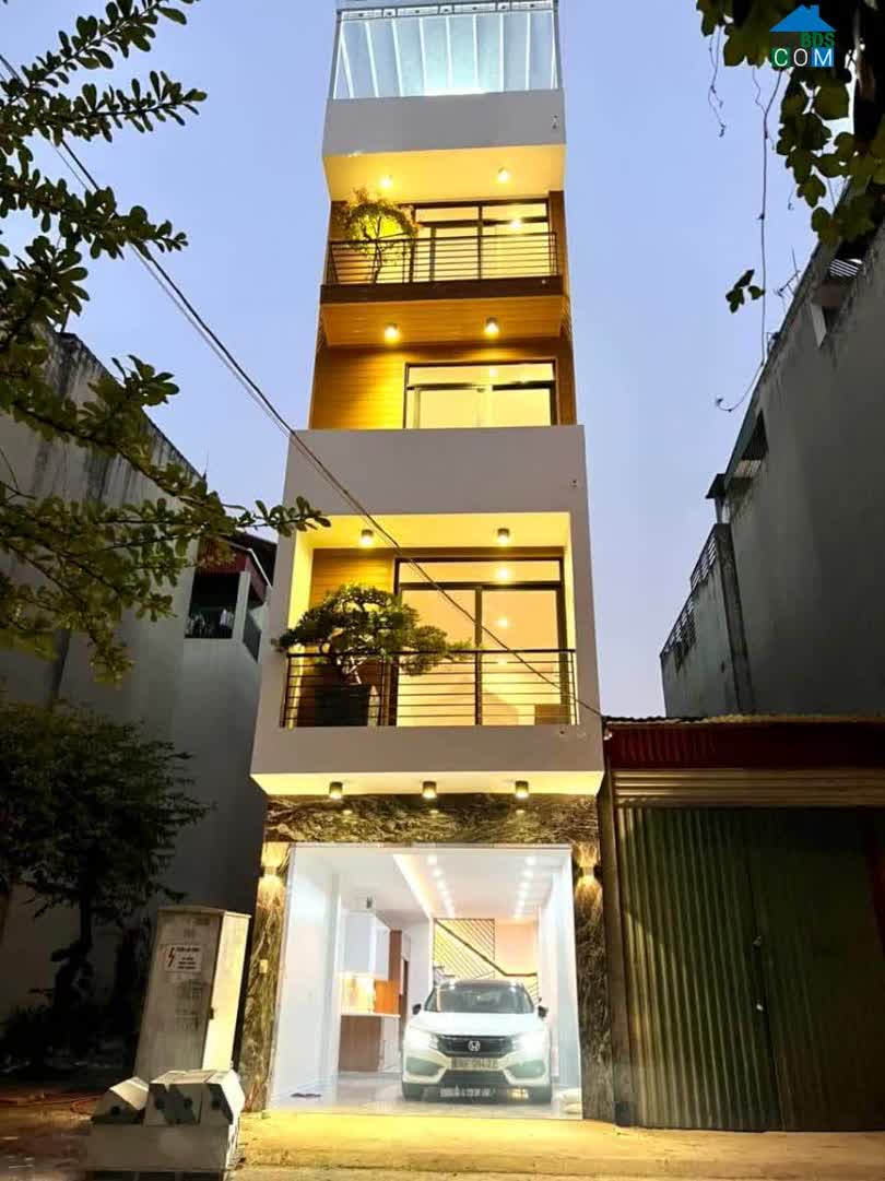 Ảnh Nhà Đàm Quang Trung, Long Biên - 40 m2 x 6T - Gara ô tô, thang máy nhập - LH: 0866951279 0