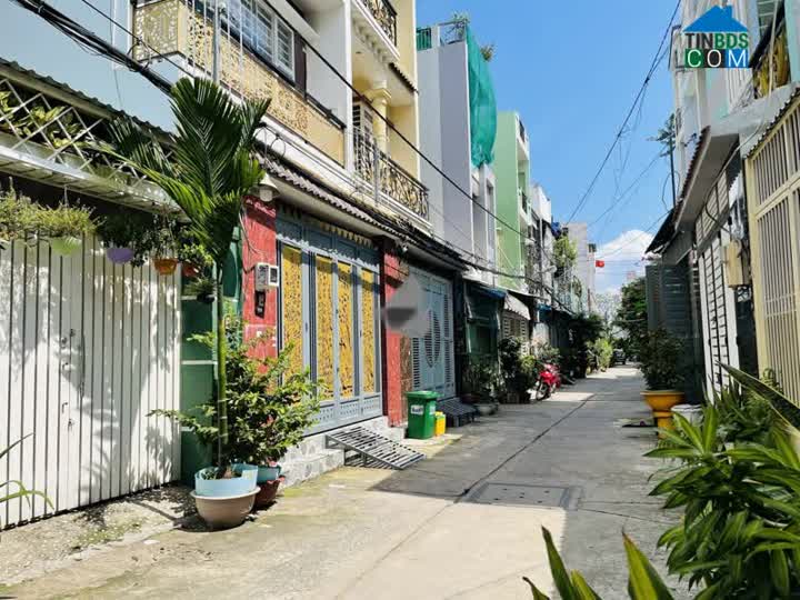 Ảnh Bán Gấp Nhà Hương Lộ 2-Sát Ngã Tư 4 Xã,HXH , Ngang 4,5m. Nhỉnh 5 tỶ 0