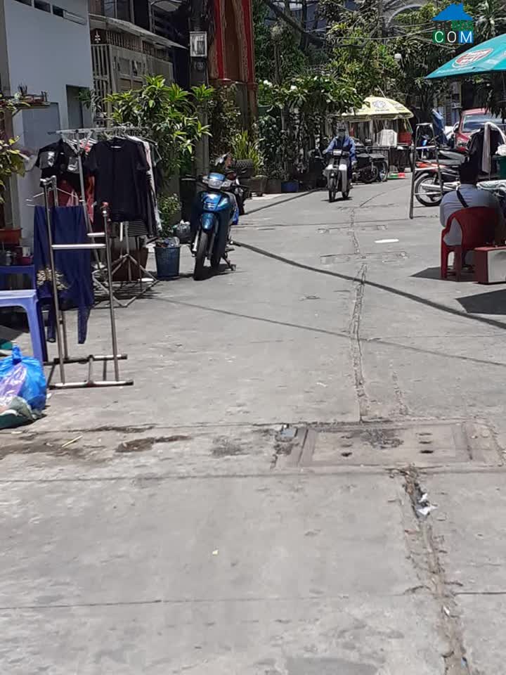 Ảnh Xe 4 chỗ đỗ cửa, 110m2, Lạc Long Quân, Phường 9, Tân Bình 0