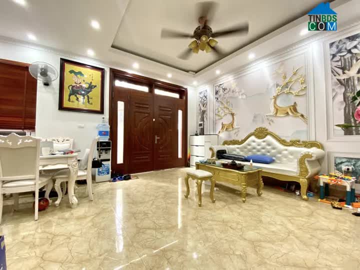 Ảnh BÁN NHÀ NGUYỄN VĂN CỪ, LONG BIÊN - DT 40 M2 X 5T - giá 4.75 tỷ - NGÕ 2,7 M, BÃI Ô TÔ 10M -... 0