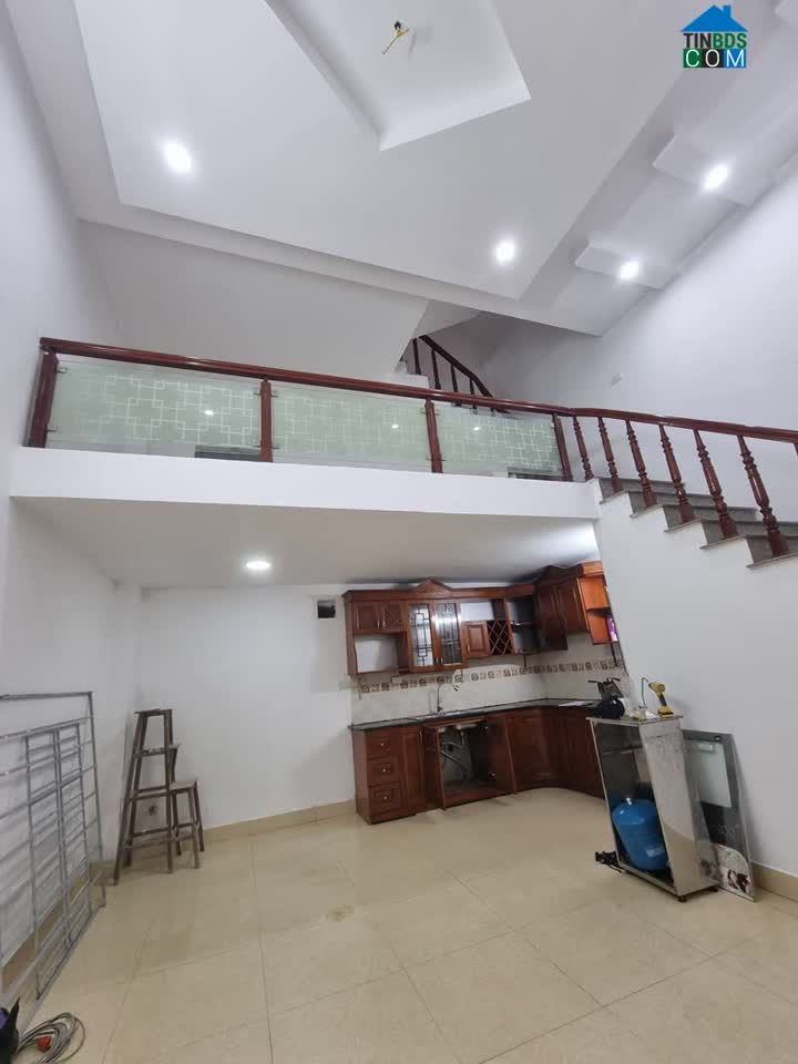 Ảnh Bán Nhà Ngọc Lâm - Long Biên - DT 42 M2 X 5T - Giá 3,95 Tỷ - Nhà Dân Xây Có Sân Rộng - 0975892929 0