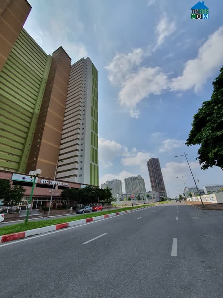 Ảnh Bán nhà đường Mỗ Lao. Hà Đông. DT 246m2. MT 12m. Lô góc. Gara ô tô. Cách mặt phố Vũ Trọng Khánh 50m 0