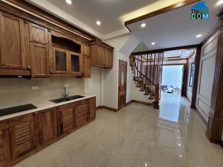 Ảnh GIẬT MÌNH, Pháo Đài Láng,Lô góc, Ngõ thông, 40m ra P.Đ.L, Trước nhà 3m, 37m2 Nhỉnh 4 tỷ 0