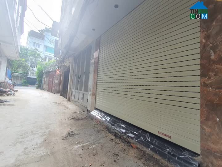 Ảnh Bán nhà Hoàng Như Tiếp, Long Biên * 71 m2 * 4T * 5 tỷ 9 * Ô tô đỗ cổng, ba bước ra mặt phố 0