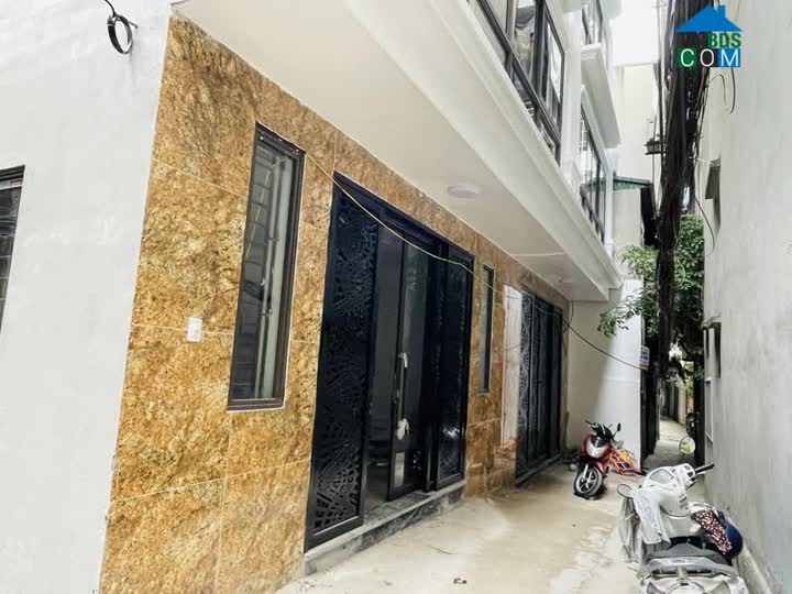 Ảnh Bán Nhà Bát Khối, Long Biên * 50 M2 * 5T * 3 tỷ 5 * 4 Ngủ, Nhà Gần Phố, Công Năng Hoàn Hảo 0