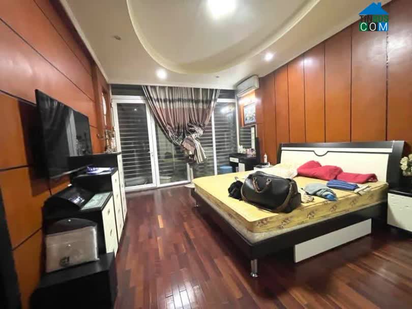 Ảnh Phố Chùa Láng, Phân Lô, Gara, 86m2, Mt4.2m, 13.9 Tỷ, Nở Hậu, KD 0