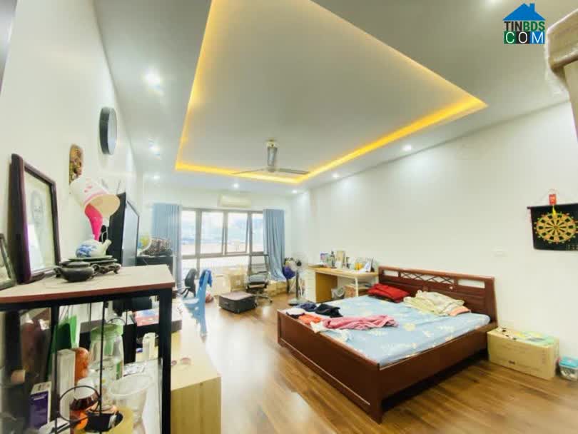 Ảnh Bán gấp nhà Phạm Ngọc Thạch, ngõ ô tô tránh, DT 76,5m2, MT4m. 0338080356 0