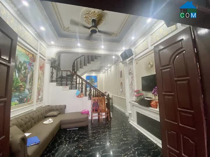 Ảnh Bán nhà Lâm Hạ, Long Biên 48 m2 * 5 Tầng * 5 tỷ 3 Ô tô vào, Tặng nội thất 0975892929 0