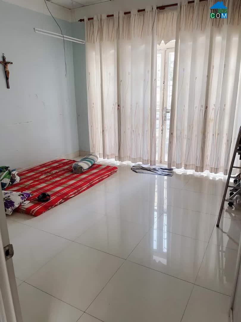 Ảnh Nhà rộng an ninh ô tô vào trong, gần MT Lý Thường Kiệt. 12.2 tỷ 0