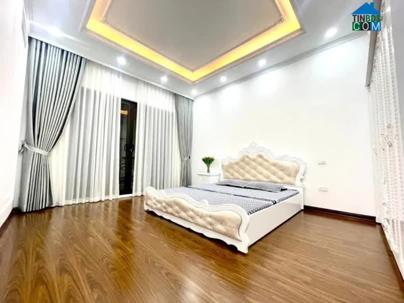 Ảnh Bán nhà phân lô phố Nguyễn Chí Thanh 40m2x4T, KD- full nội thất,Ôtô tránh 10m, giá 6,05 tỷ . 0