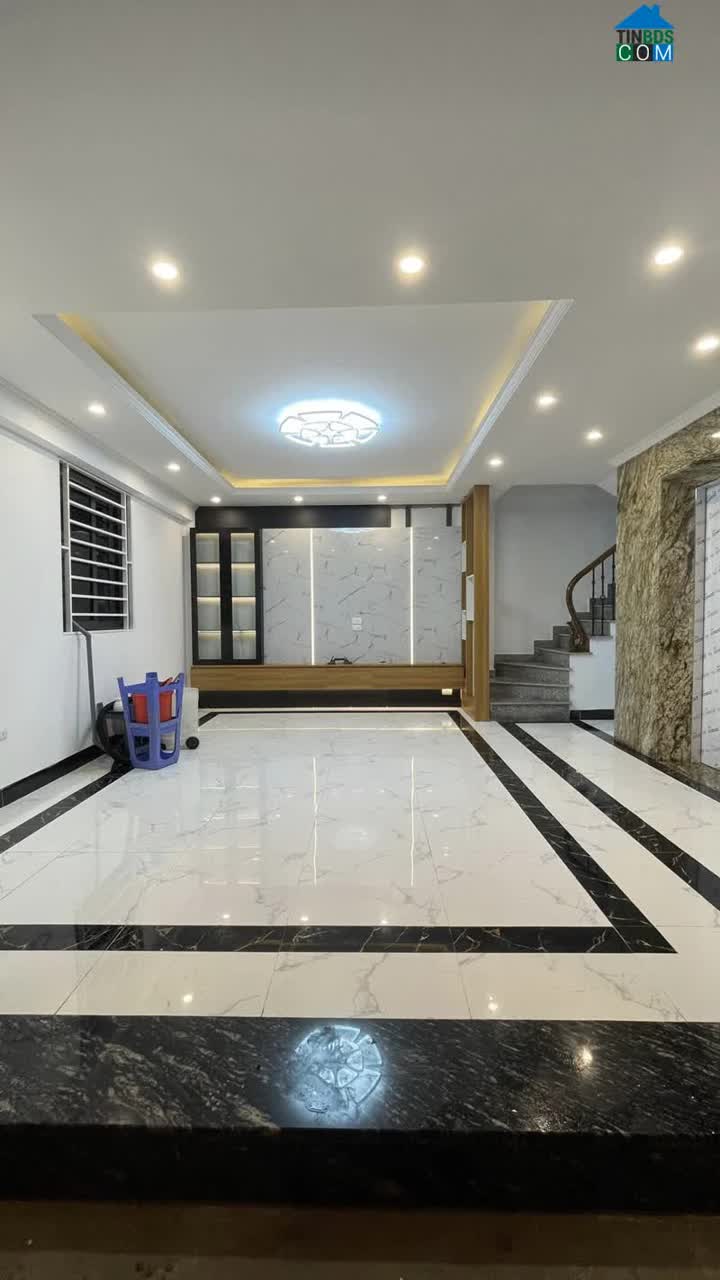 Ảnh Sos Nhà Đẹp Long Lanh Lô Góc Thoáng Rộng Thang Máy Gần Phố 45M 6 Tầng Phố Lê Trọng Tấn Q Hoàng... 0