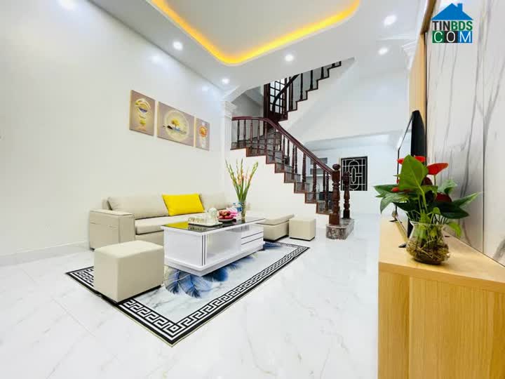 Ảnh Nhà Siêu Đẹp Ngay Trên Con Phố Lạc Long Quân Sầm Uất Nhất Quận Cầu Giấy Nhìn Là Mê Ngay Siêu... 0