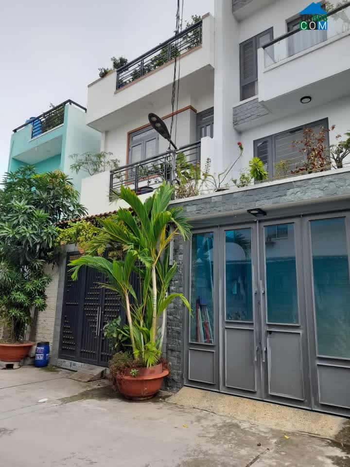 Ảnh Bán Nhà Hẻm xe hơi  ĐHT 18, Q12, 2 Tầng, 190m2, nhỉnh 5.2 tỷ, nhà nở hậu, dài 31m 0