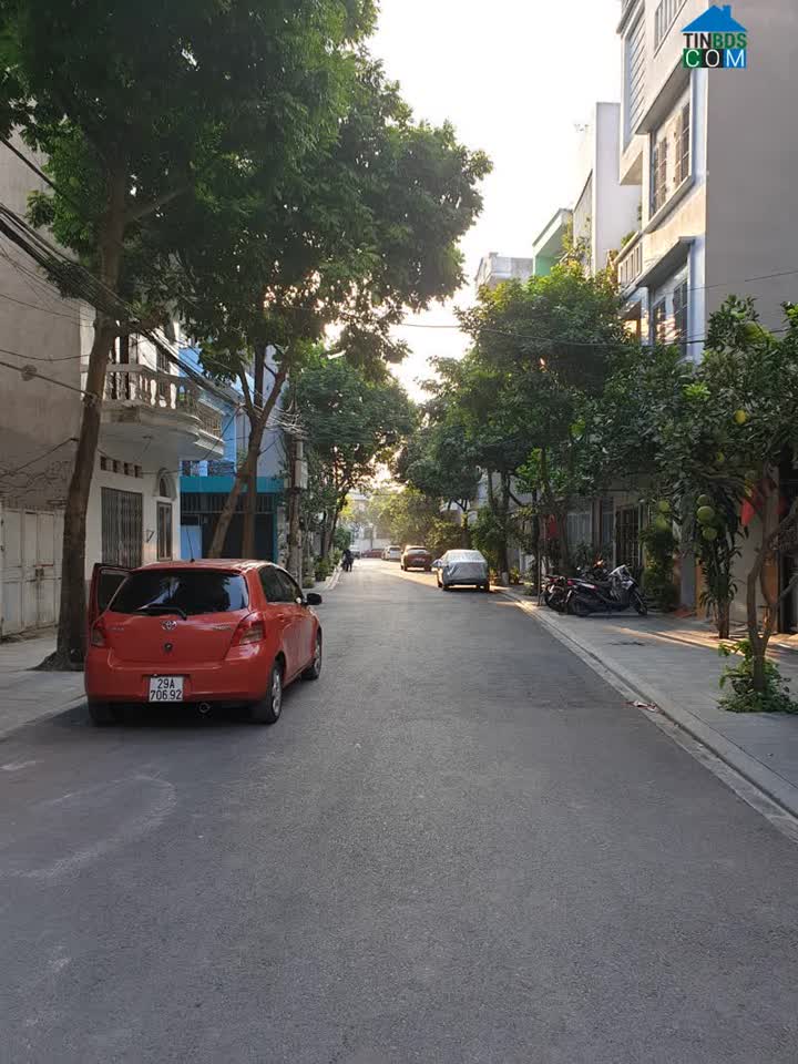 Ảnh Gia đình chuyển chỗ ở cần bán căn nhà tại khu dân cư 918 Phúc Đồng Long Biên 0