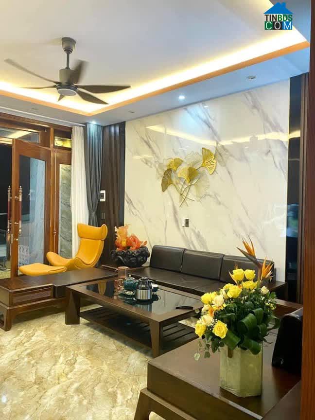 Ảnh Bán nhà tại Lạc Long Quân 45m2x5 tầng, mặt tiền 4m – Giá nhỉnh 4 Tỷ 0