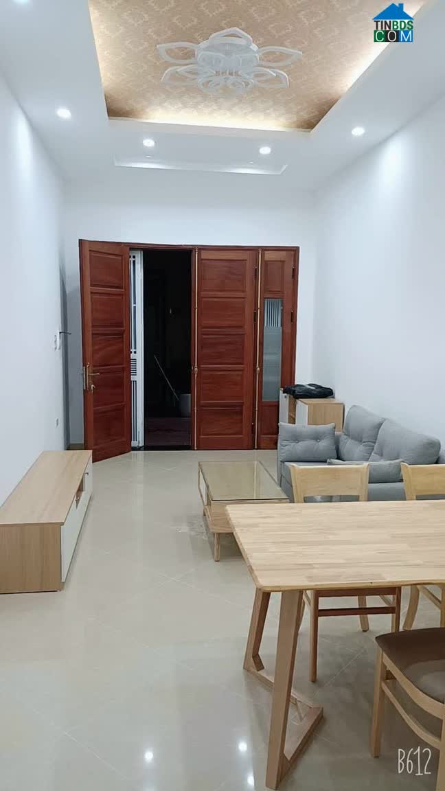 Ảnh Bán gấp nhà Ngọc Thuỵ Long biên 35m 5t, nhà dân xây, gần cầu Long Biên, TTTM MIPEC, giá 3.25 tỷ. 0