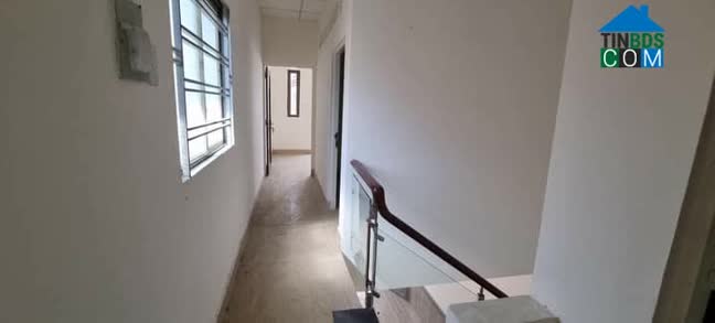 Ảnh Chủ nhà gửi bán nhà gấp để định cư nước ngoài giá rẻ mặt tiền hẻm 33 đường Dương Bá Cung phường... 0