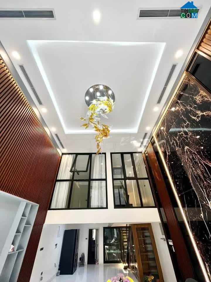 Ảnh Bán nhà Trần Thái Tông – Cầu Giấy,DT 55m2 5 tầng mặt tiền 6.5m –Giá nhỉnh 7 tỷ 0