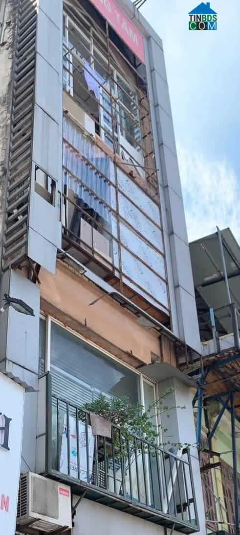 Ảnh Nóng Hổi Mặt Phố Tây Sơn Đống Đa Ô Tô Đỗ Cửa Vỉa Hè Rộng. 0