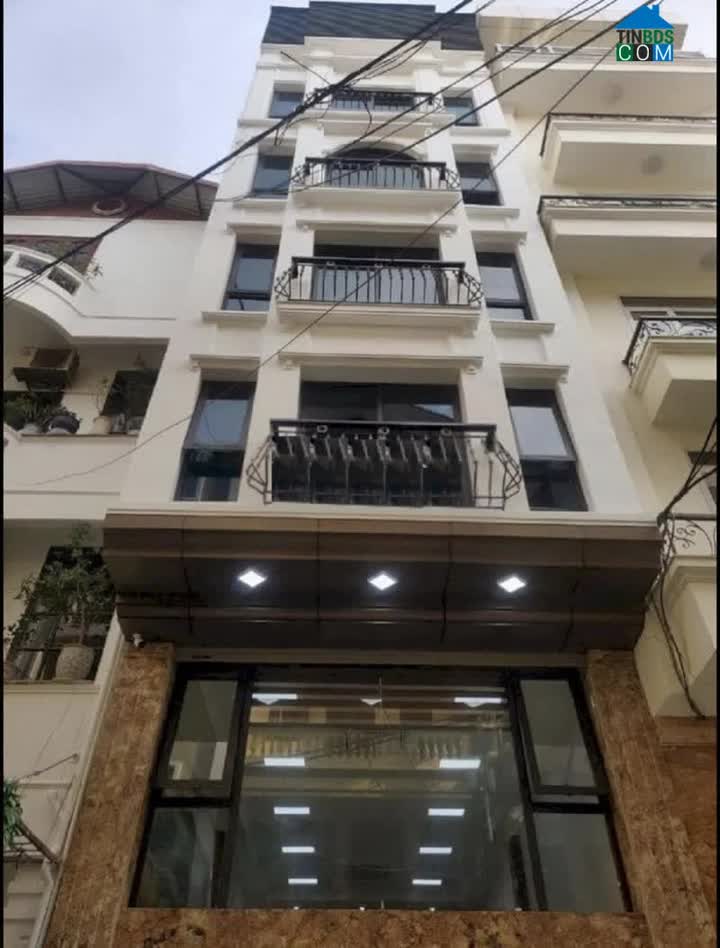 Ảnh Chủ Cần Bán Nhà Cầu Giấy Gấp Để Chuẩn Bị Cho Mua World Cup Sắp Tới 0